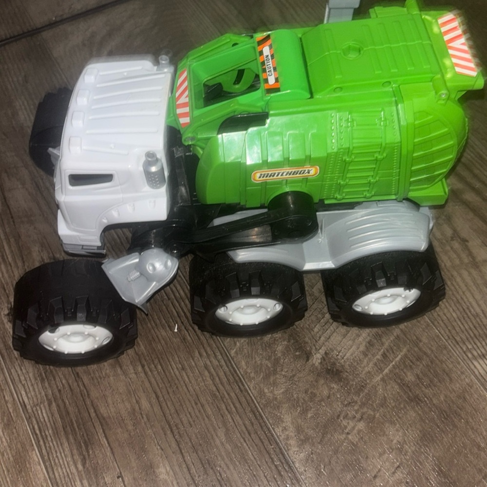 Stinky the garbage truck - matchbox - GUC